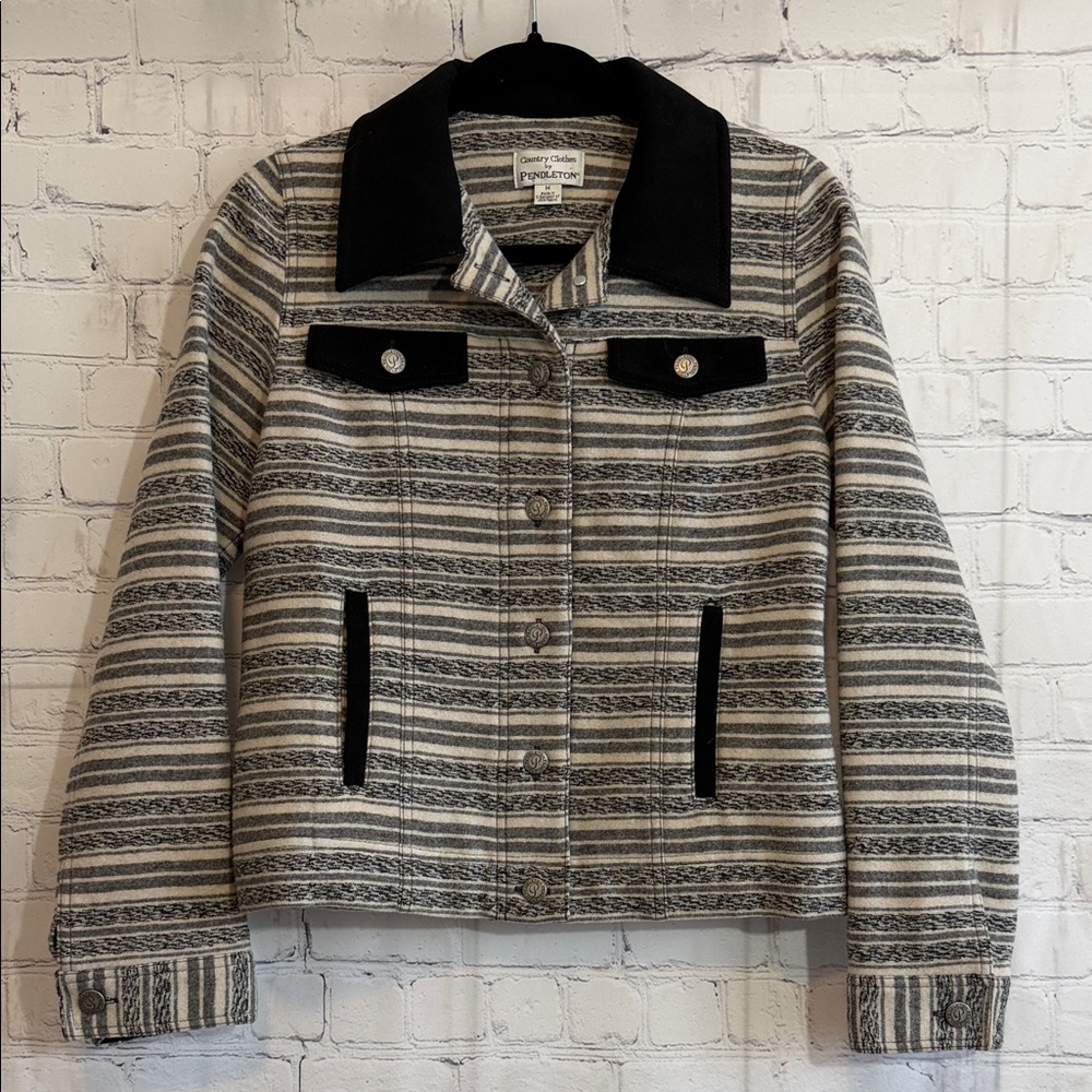 Vntg Pendleton Striped Black and Gray Jean Jacket 100% Virgin Wool Women Size M - Picture 1 of 8